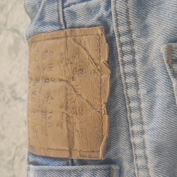 Levi Vintage daisy 🌼 dukes 😁 - Picture 2 of 4